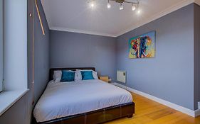 Statera Apartments - Thames View